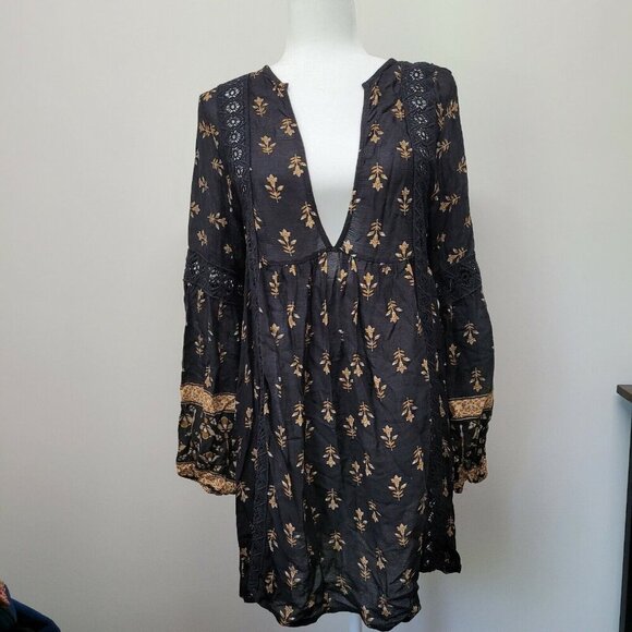 Honey Punch Black Brown Tan Floral Long Sleeve Mini Dress Size Medium Boho - Picture 7 of 11